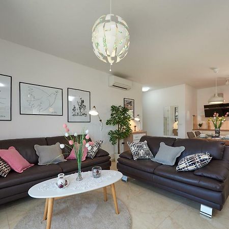 Golubica Apartment Trogir Bagian luar foto