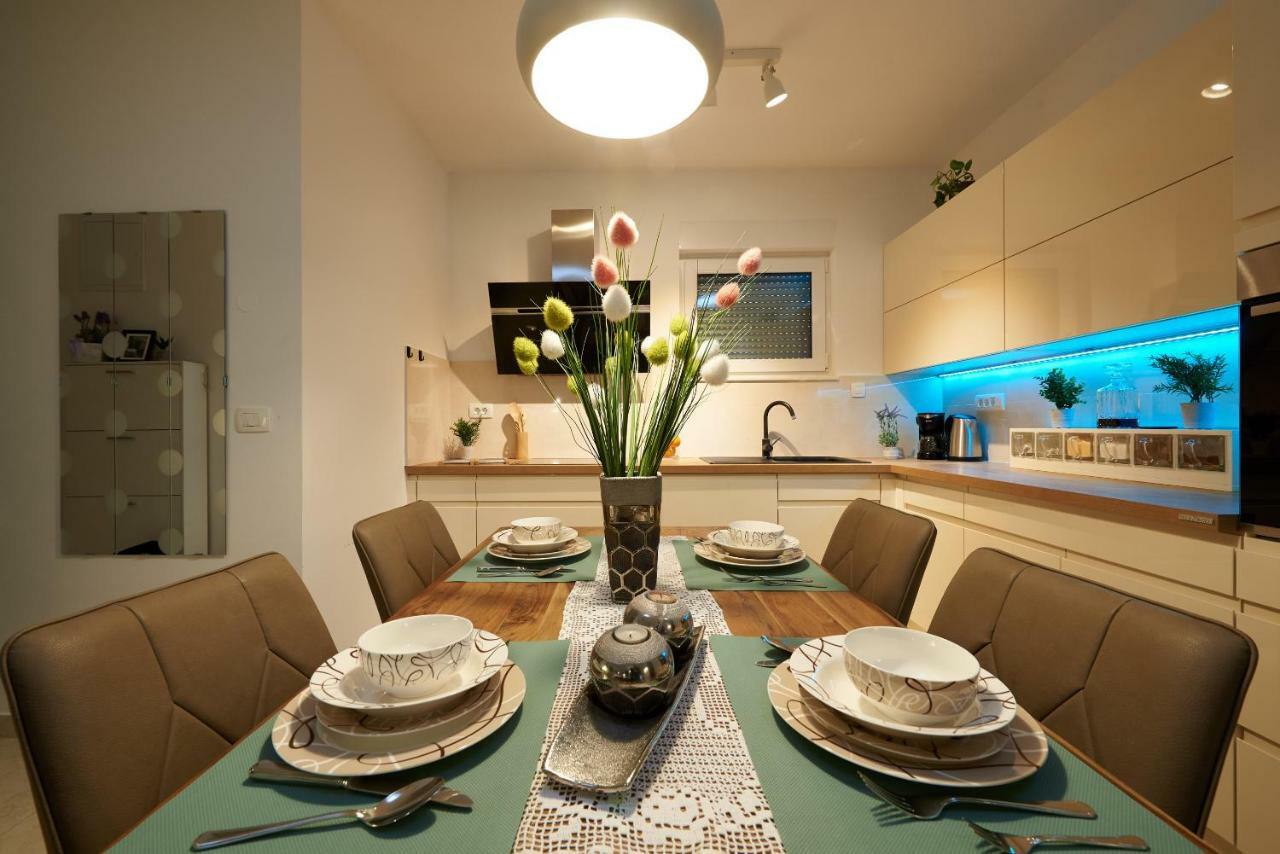 Golubica Apartment Trogir Bagian luar foto