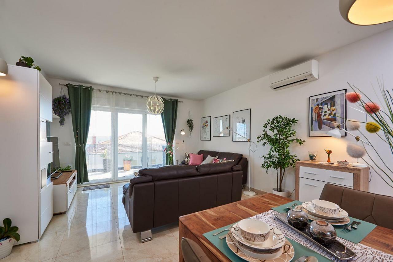 Golubica Apartment Trogir Bagian luar foto