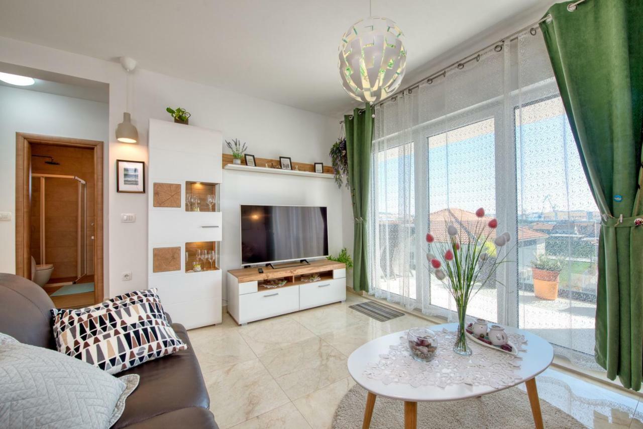 Golubica Apartment Trogir Bagian luar foto