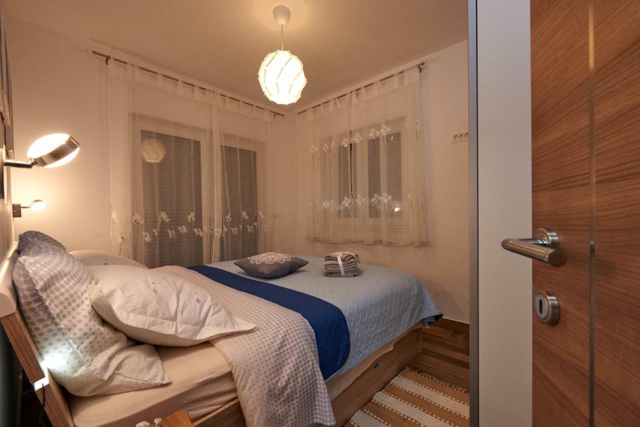 Golubica Apartment Trogir Bagian luar foto