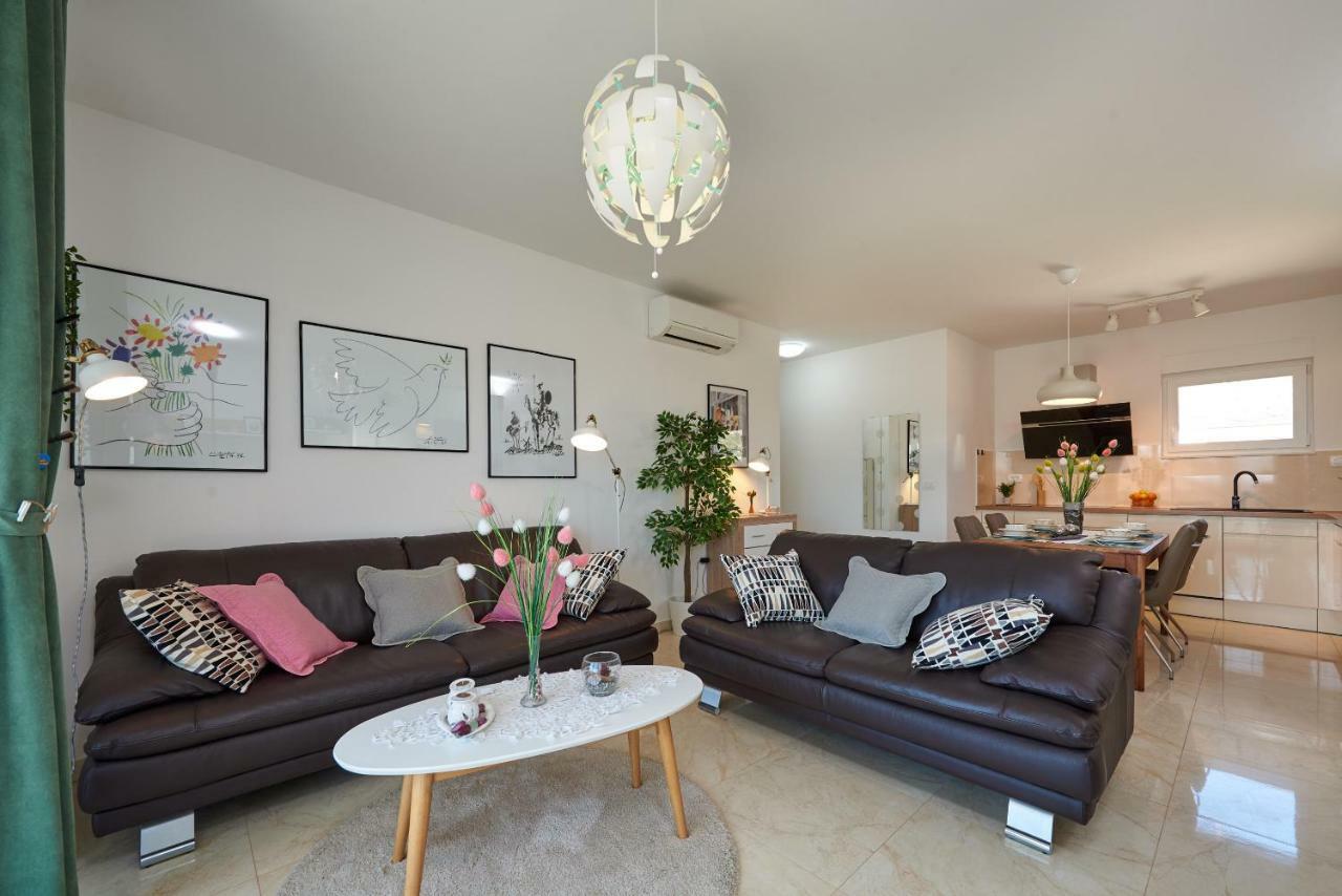 Golubica Apartment Trogir Bagian luar foto